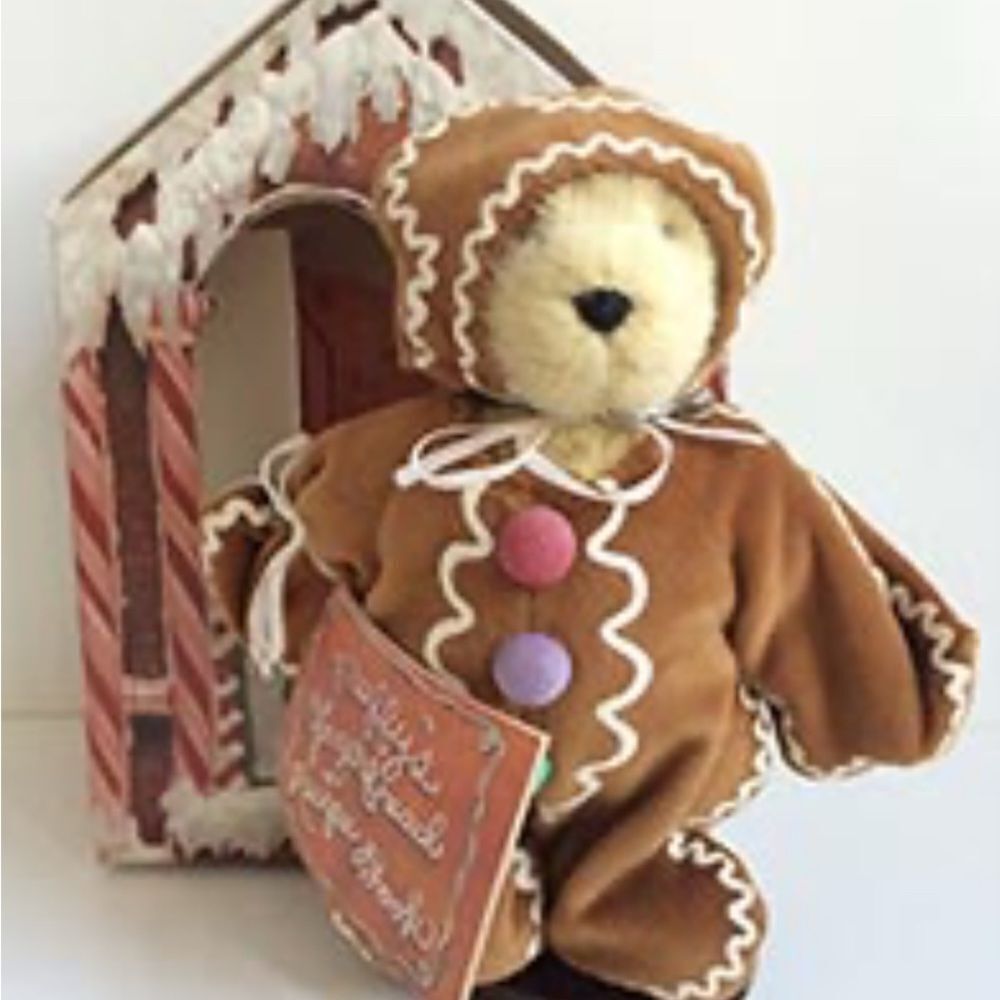 Muffy VanderBear Gingerbread Bear